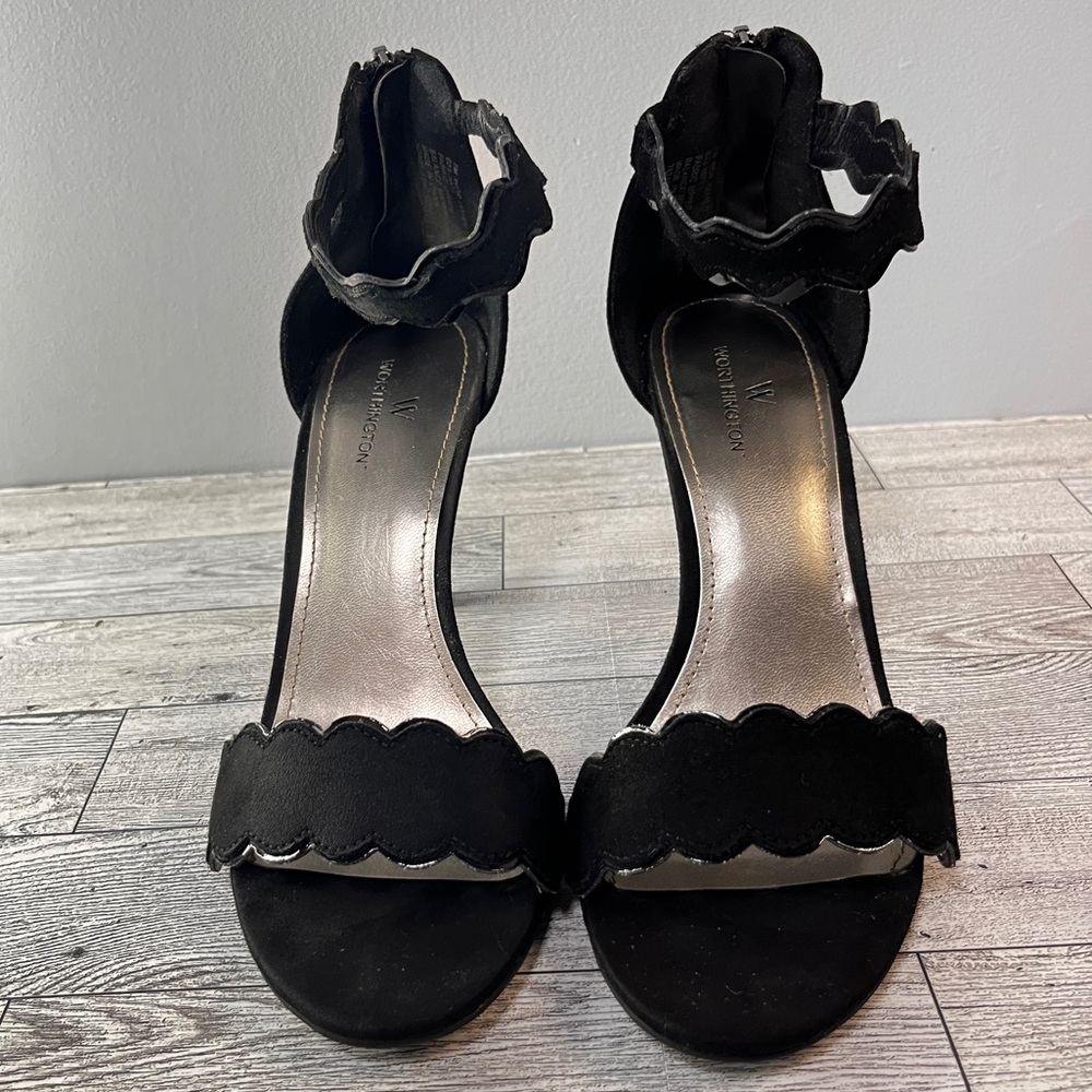 Women's Black Sandals Size 7